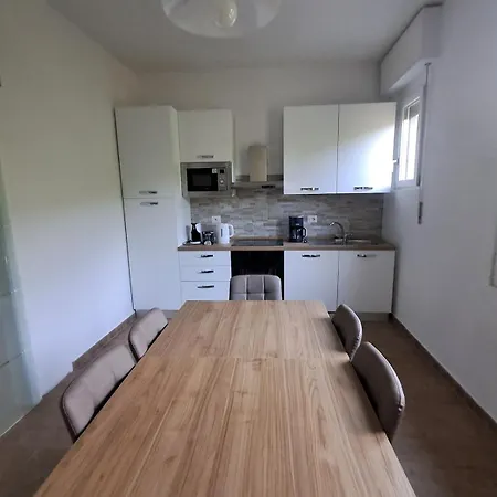 Daire In Otto's House